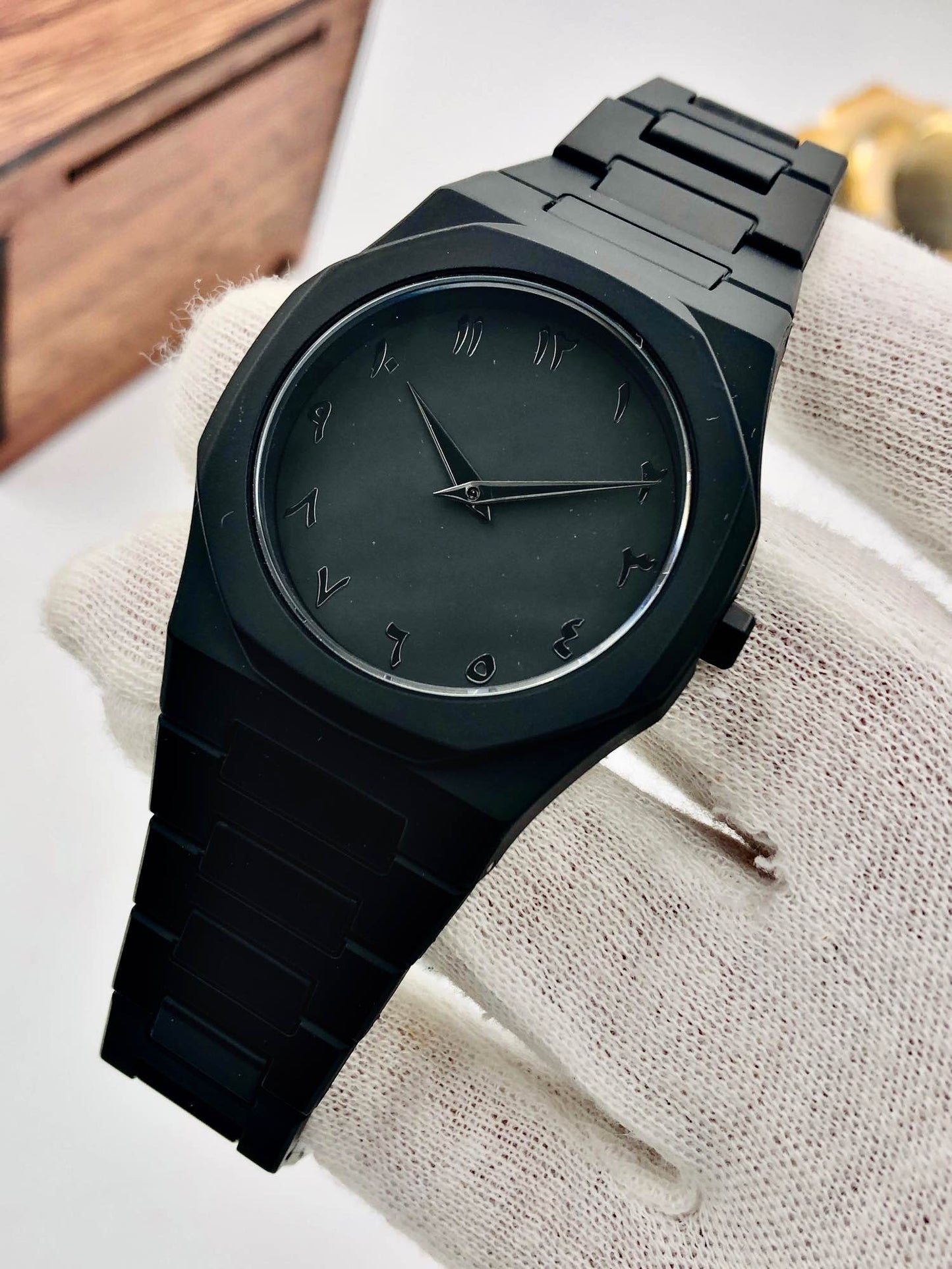 Arabic Aura Watch