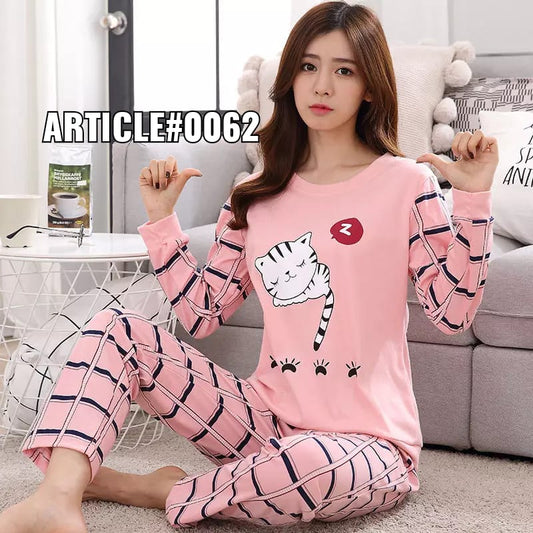 SLEEPING CAT WOMAN PAJAMA SET