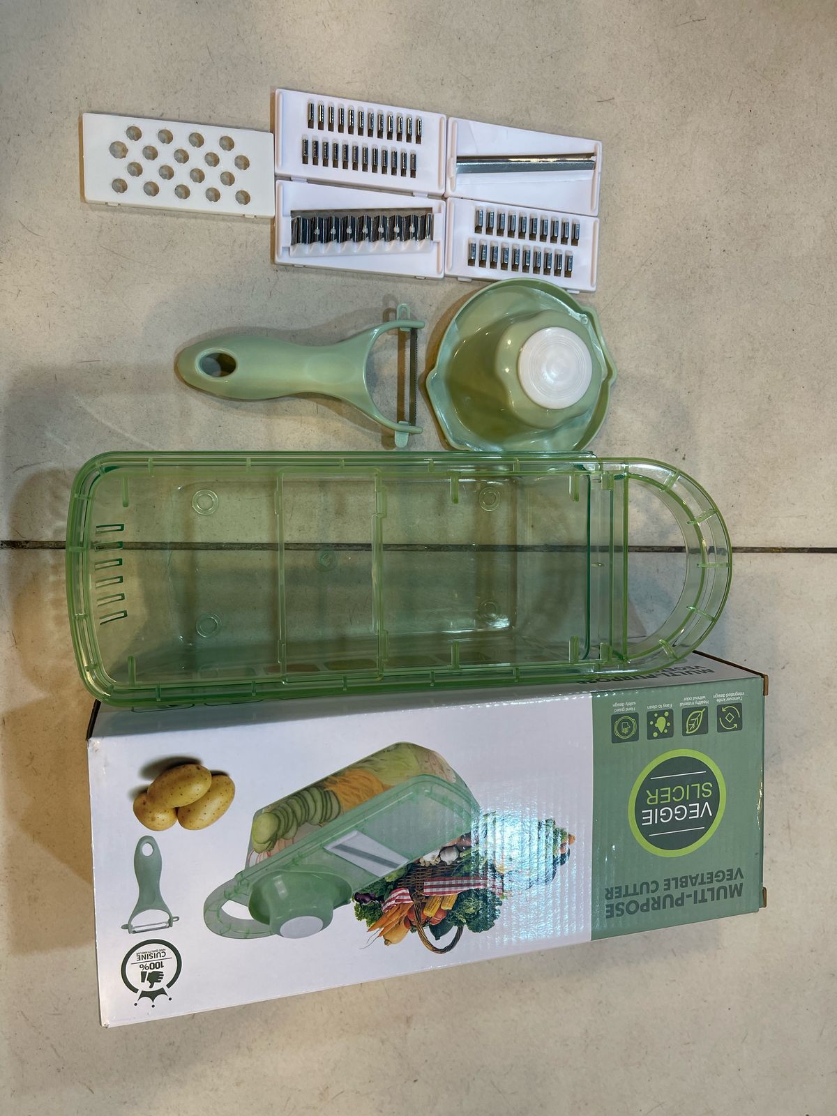 Vegetable Cutter,Mandoline Slicer Adjustable Vegetable Chopper Multifunctional Vegetable Cutter Food Chopper with Hand Guard Sharp Stainless Steel Blades for Vegetables Fruits Home Kitchen